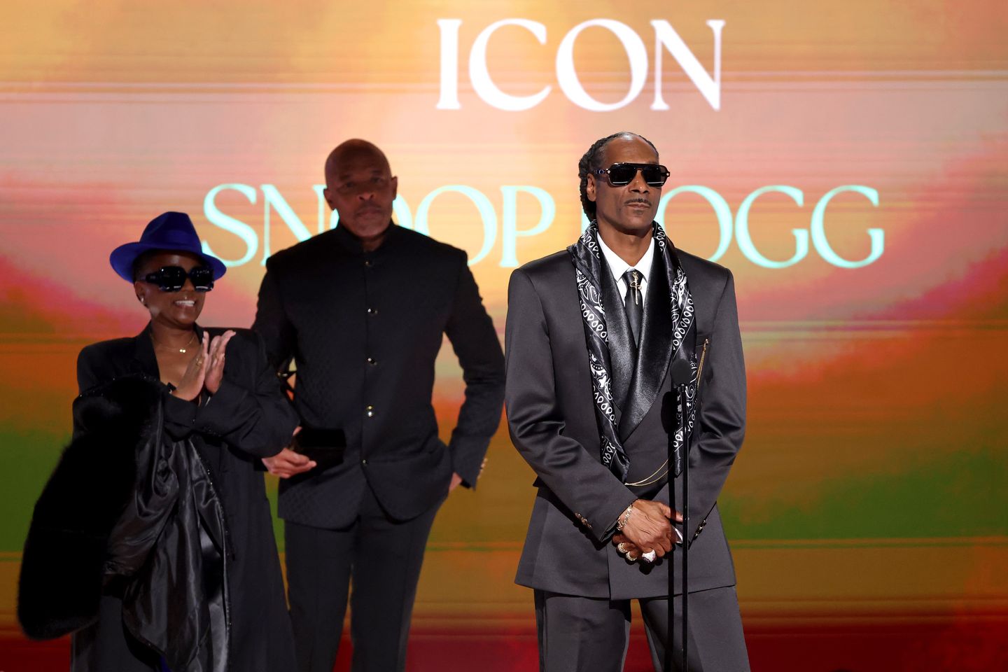 2025 BET Awards – Show Snoop Dogg BET Awards, Snoop Dogg wife, Snoop Dogg Ultimate Icon Award, Snoop Dogg Shante Broadus, Is Snoop Dogg married? theGrio.com
